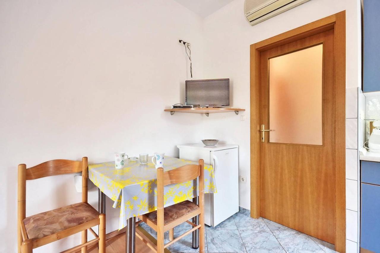 Omis - Michy Apartments מראה חיצוני תמונה